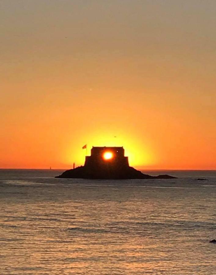 Studio Bord De Plage Des Bas Sablons Saint Malo Εξωτερικό φωτογραφία